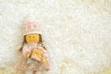 Weihnachtskarte - Puppe mit Geschenk