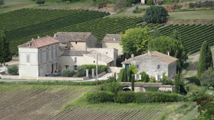 La campagne et le vignoble de Ménerbes (Luberon)