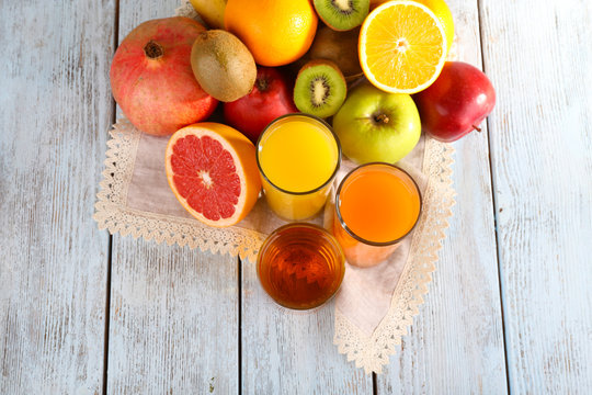 Fruit and vegetable juice and fresh fruits