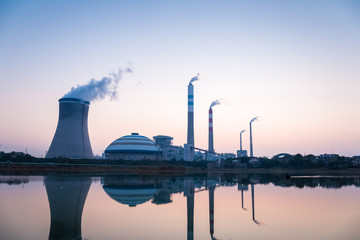 Obraz na płótnie Canvas power plant at twilight