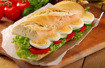 Egg salad sandwich