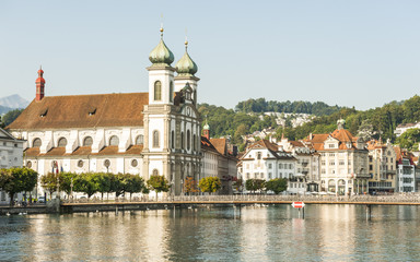 Fototapeta na wymiar Luzern, historische Altstadt, Jesuitenkirche, Reuss, Schweiz