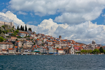 Obraz premium Sibenik, Chorwacja widok z morza