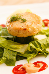chicken cutlet with mashed potatoes