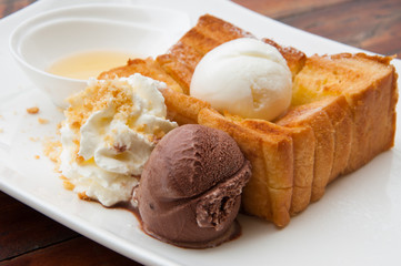 Honey toast