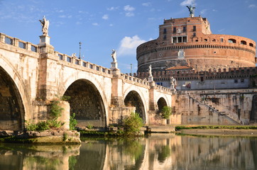 Majestatyczny zamek św. Anioła w Rzymie, Włochy  - obrazy, fototapety, plakaty
