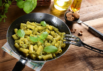 pesto pasta