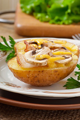 Baked potato with mushrooms and bacon