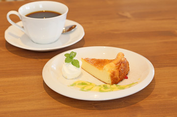 チーズケーキとコーヒー