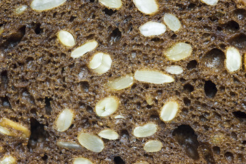 bread with seeds