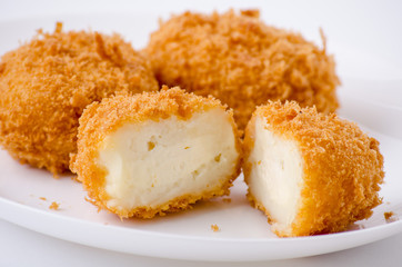 クリームコロッケ