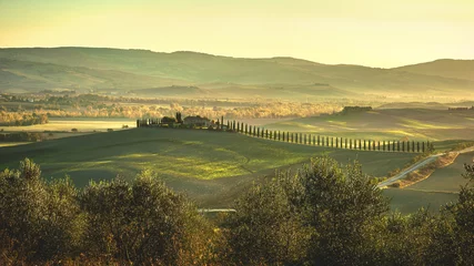 Foto op Canvas Tuscan house with a picturesque background © Jarek Pawlak