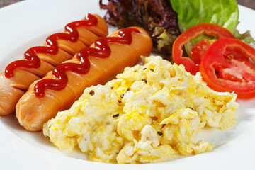 Sausages and scrambled egg