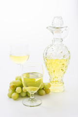 white wine and grapes