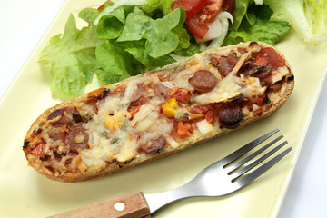 pizza baguette