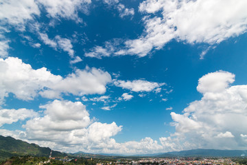 Fototapeta na wymiar White cloud and blue sky in daylight from Doi Wao view point