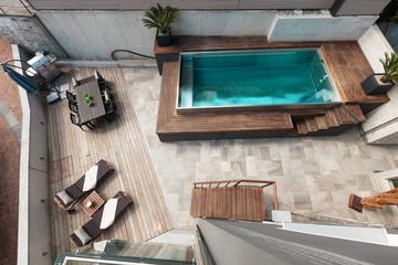 house, pool