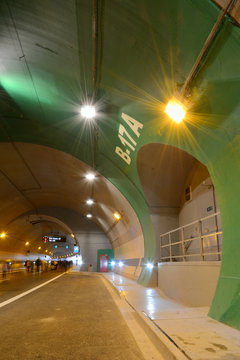 Tunnel