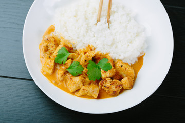 Spicy chicken curry with rice