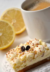 Kuchen mit Zitrone