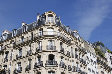 Obraz premium Immeuble de standing du quartier de Passy à Paris