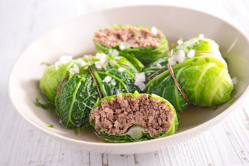 cabbage rolls with beef and broth