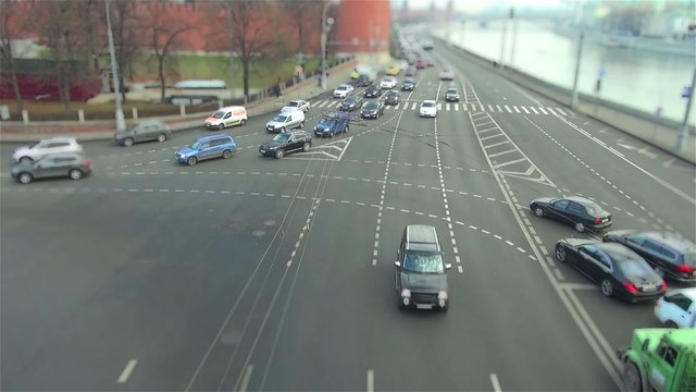 Busy traffic on the road timelaps titl shift