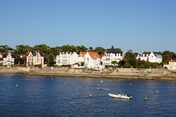 Bord de l'eau à Saint-Palais-sur-Mer