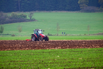 Acker pflügen © Otto Durst