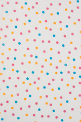 タイトル 	水玉模様の布　