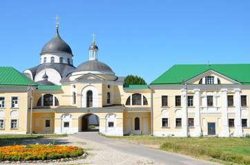 Fototapeta na wymiar Христорождественский монастырь в Твери
