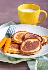 Applesauce thin pancakes