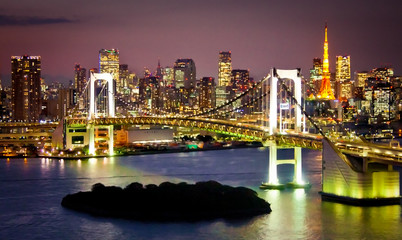 Naklejka premium Rainbow Bridge and Sumida River in Tokyo, Japan.