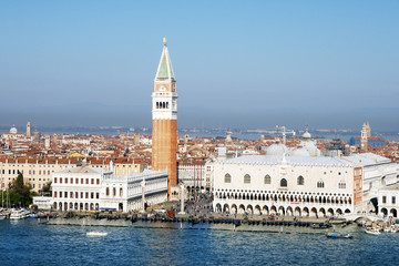Venedig, Blick auf Dogenpalast, Campanile und Markusdom