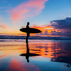 Surfer with board - 72461264