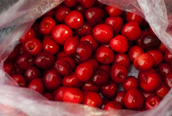 Вишни в кульке
