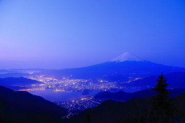 新道峠から富士山