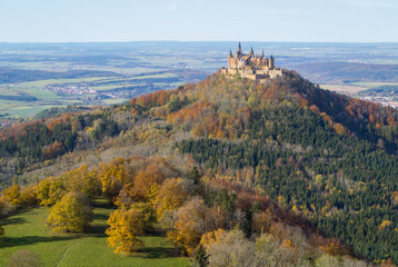 Burg Hohenzollern im Herbst, Schwäbische Alb