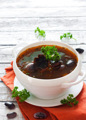 Soup with moshrooms and beans