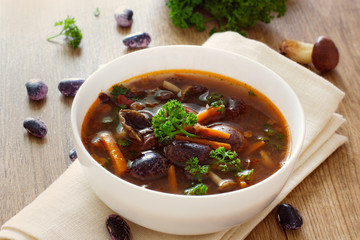 Soup with moshrooms and beans