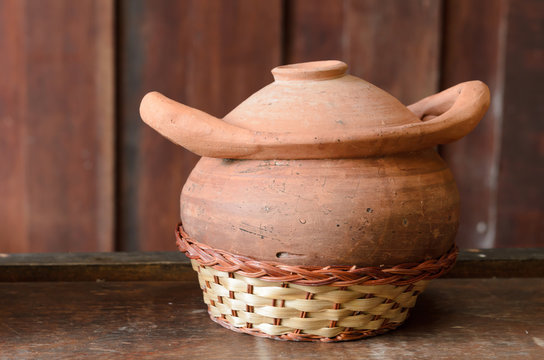 clay pot cooking