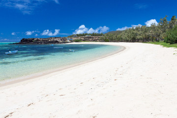 immense plage de sable blanc, Cotton Bay, Rodrigues