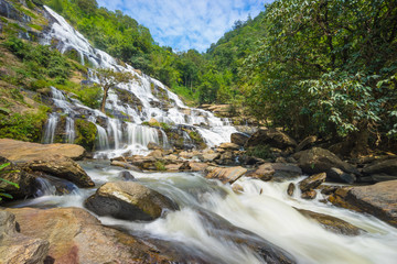 Fototapeta na wymiar Mae Ya waterfall