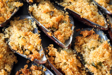 Cozze Gratinate - Cucina Mediterranea © Marco Del Borrello