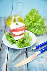 salad with mozzarella