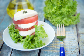 salad with mozzarella