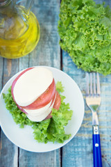 salad with mozzarella