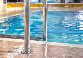 Obraz na płótnie Canvas Indoor swimming pool