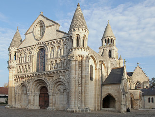 Fototapeta na wymiar église Notre Dame-La-Grande à Poitiers
