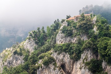 Fototapeta na wymiar Rocky landscape at Amalfi coast